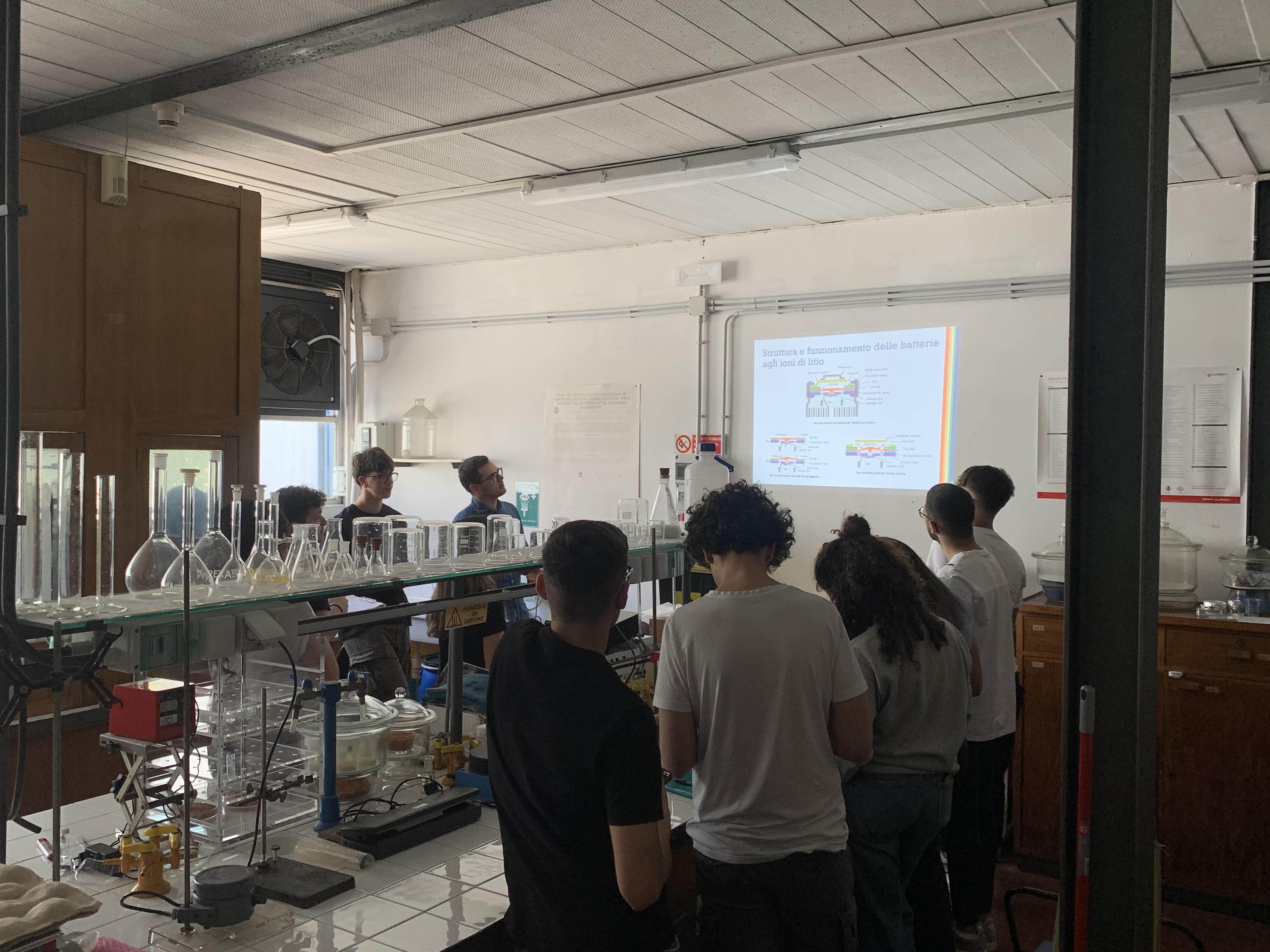Studenti al lavoro!
